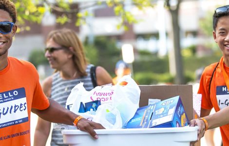 Illini helping new students get settled on campus