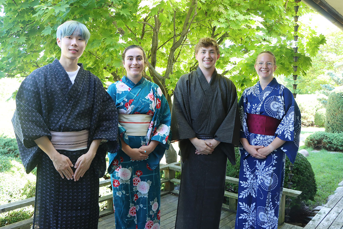 interns dressed in kimono, ARTJ 399 Japan House Internship participants